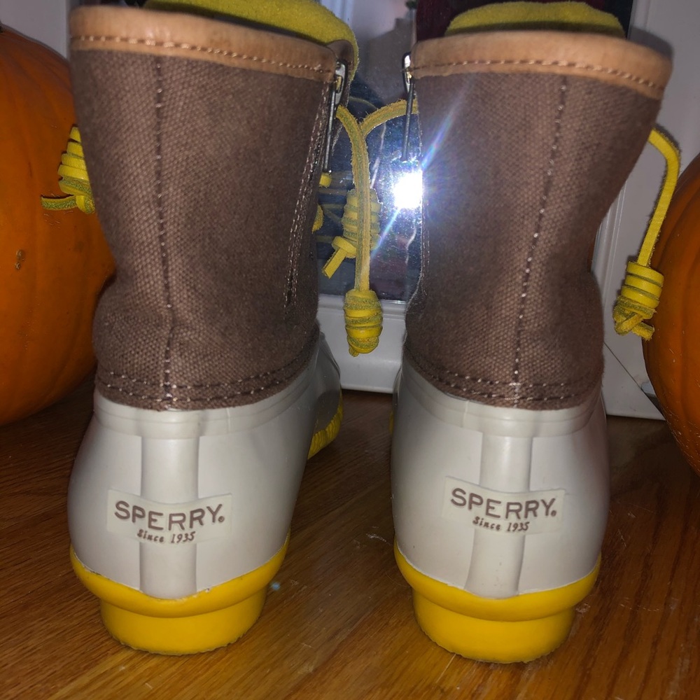Waterproof/Saltproof Sperry Boot - Picture 9 of 11